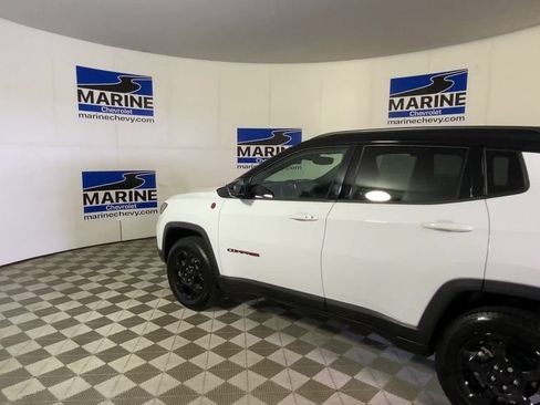 Used 2023 Jeep Compass Trailhawk w/ Sun and Sound Group AWD/4WD image 8