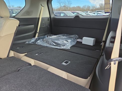 New 2026 Nissan Armada Platinum Reserve image 40