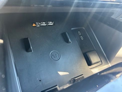 New 2025 Chevrolet Silverado EV LT image 16