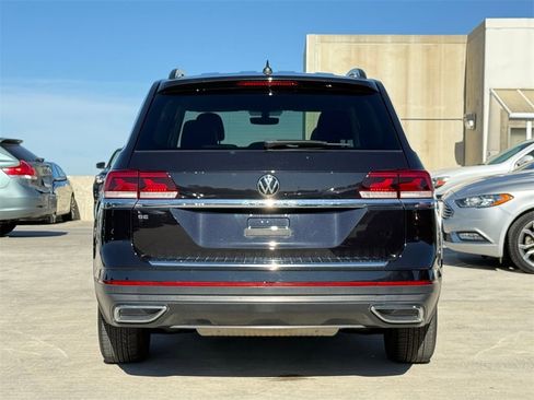 Used 2022 Volkswagen Atlas SE image 6