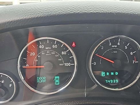 Used 2013 Jeep Wrangler Unlimited Sport image 8