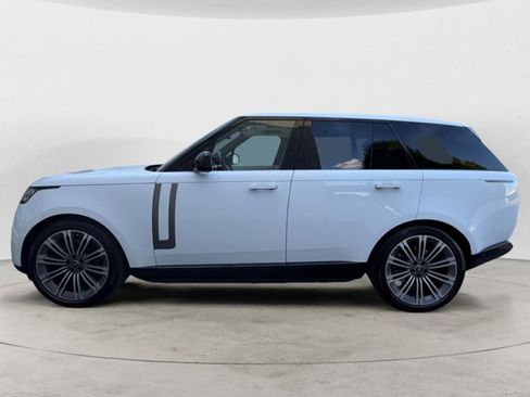 Certified 2025 Land Rover Range Rover SE AWD/4WD image 7