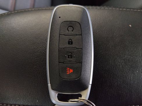 Used 2024 Nissan Kicks SR w/ SR Premium Package FWD image 32