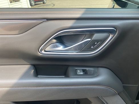 Used 2023 GMC Yukon AT4 w/ LPO, Floor Liner Package AWD/4WD image 13