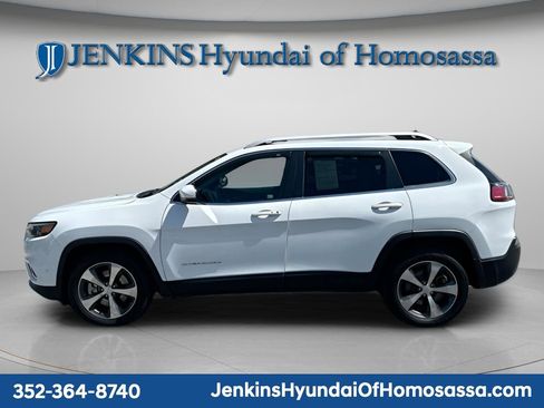 Used 2019 Jeep Cherokee Limited w/ Technology Group FWD image 4