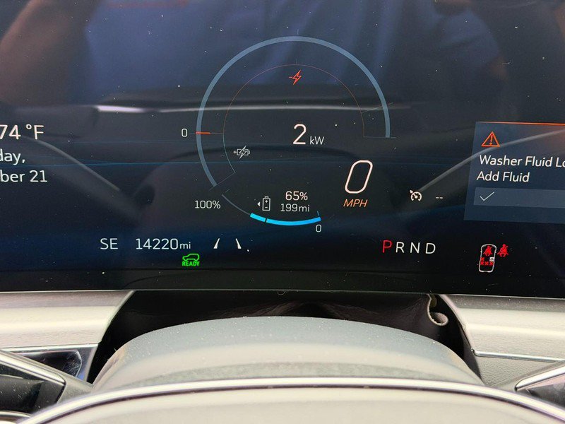Used 2024 Cadillac Lyriq Sport AWD/4WD image 21