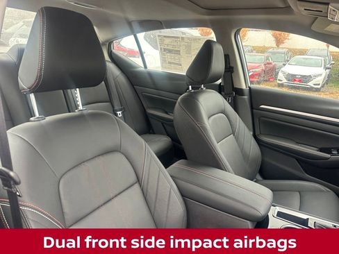 New 2025 Nissan Altima 2.5 SR w/ SR Premium Package image 27