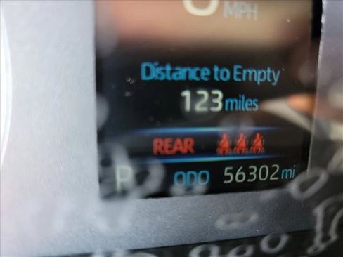 Used 2025 Toyota Corolla LE FWD image 16