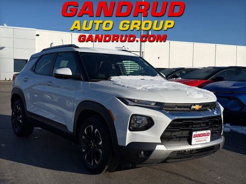 Used 2023 Chevrolet TrailBlazer LT w/ Convenience Package image 1