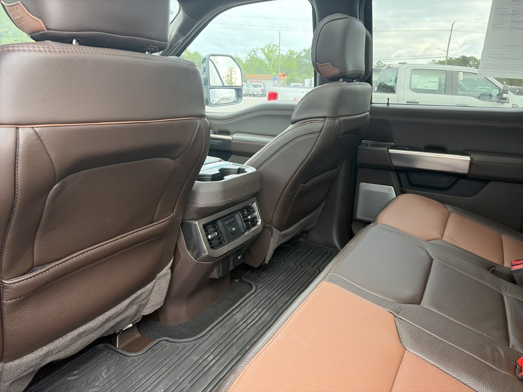 Certified 2024 Ford F250 King Ranch w/ FX4 Off-Road Package AWD/4WD image 32