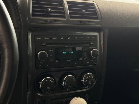 Used 2008 Dodge Challenger SRT8 RWD image 17