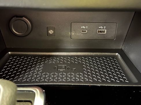 Used 2023 Nissan Pathfinder Platinum w/ Cargo Package image 38