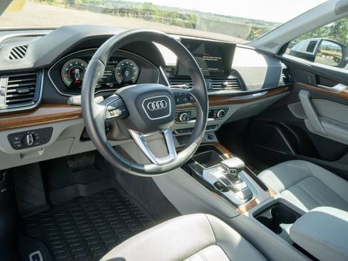 Used 2023 Audi Q5 2.0T Premium Plus AWD/4WD image 12