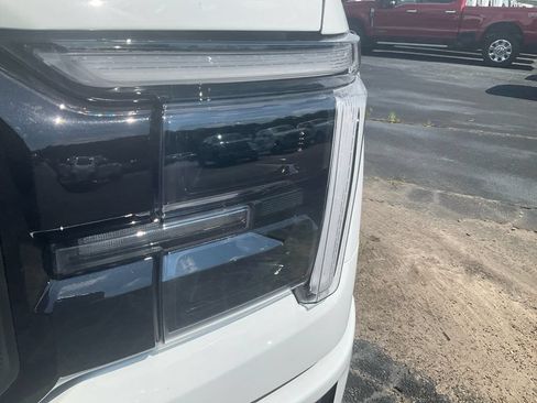 New 2026 Ford F150 Lariat w/ Equipment Group 501A Mid AWD/4WD image 9