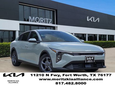 New 2026 Kia K4 FWD image 1