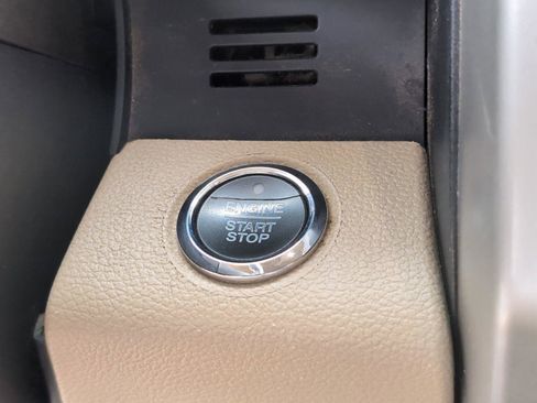 Used 2018 Ford F150 Lariat AWD/4WD image 34