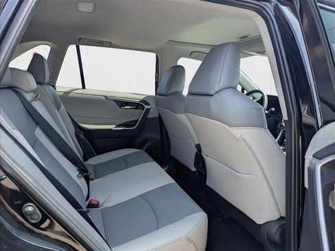 Certified 2025 Toyota RAV4 XLE Premium image 18