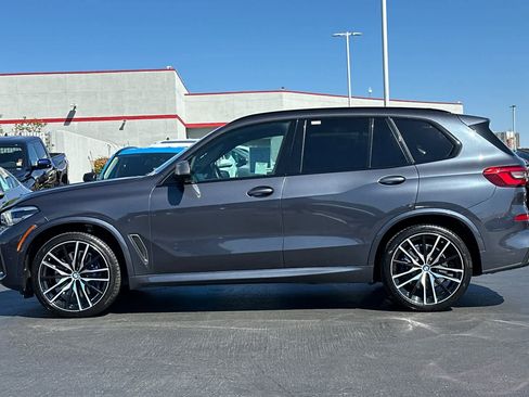 Used 2020 BMW X5 M50i w/ Premium Package image 9
