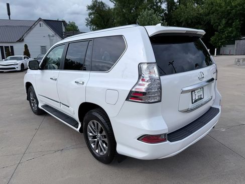 Used 2017 Lexus GX 460 Luxury AWD/4WD image 57