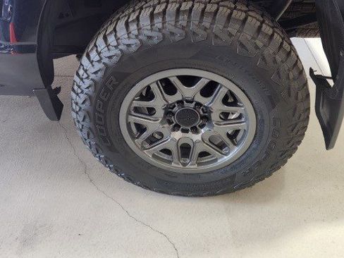 Used 2024 Ford F150 Lariat w/ Tow/Haul Package image 11