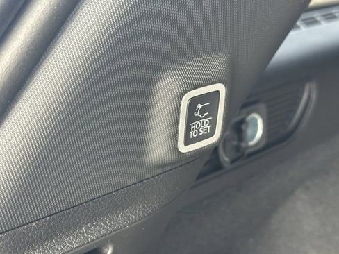 New 2025 Jeep Grand Cherokee Summit image 22