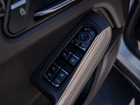 Used 2019 Porsche Macan AWD/4WD image 27