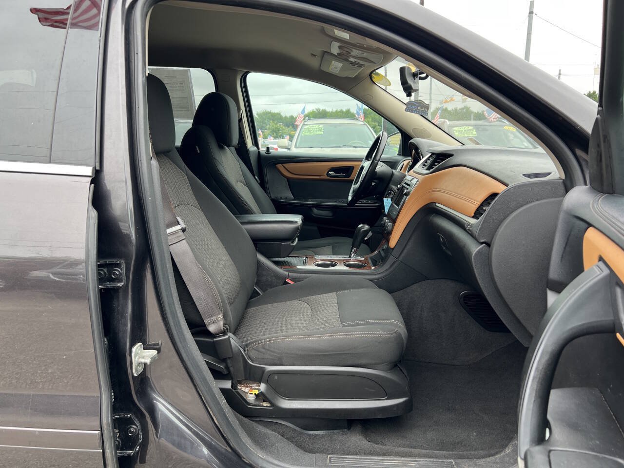 Used 2013 Chevrolet Traverse LT AWD/4WD image 13