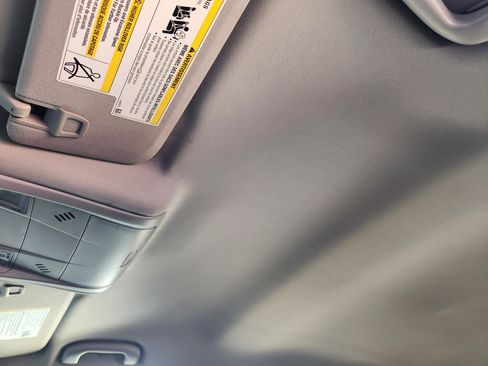 Certified 2024 Chevrolet Equinox LT image 27