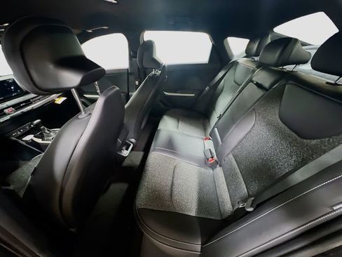 New 2025 Kia K4 GT-Line image 24
