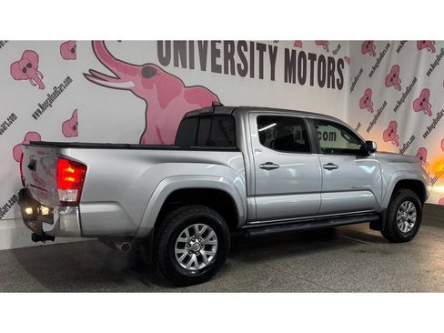 Used 2016 Toyota Tacoma SR5 image 11