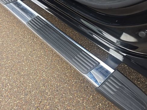 Used 2020 Chevrolet Silverado 3500 High Country w/ Snow Plow Prep/Camper Package image 40