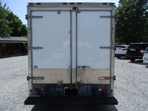 Used 2015 Ford Transit 350 156 DRW w/ Exterior Upgrade Package RWD image 4