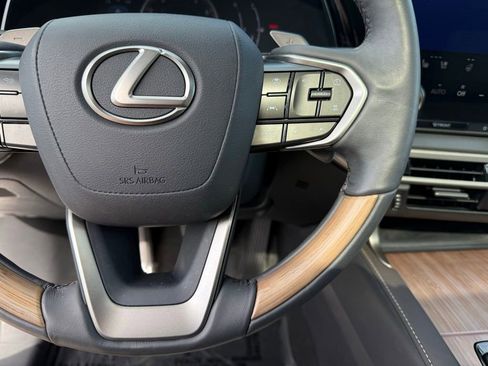 Used 2023 Lexus RX 350 Premium w/ Accessory Package AWD/4WD image 11