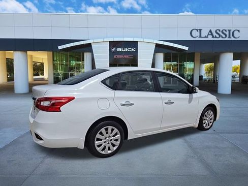 Used 2017 Nissan Sentra S FWD image 8