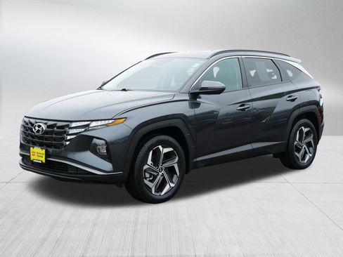 Certified 2023 Hyundai Tucson SEL w/ Convenience Package AWD/4WD image 3