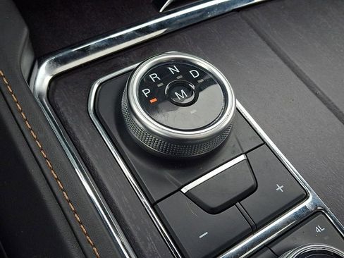 Used 2022 Ford Expedition Platinum image 18