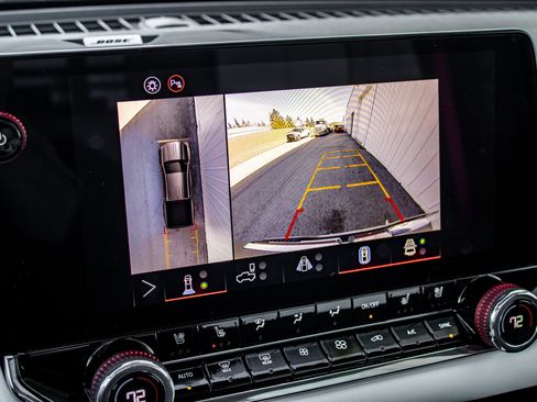 Used 2024 GMC Canyon AT4X image 44