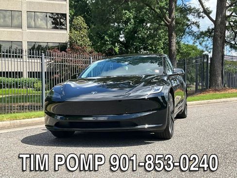 Used 2025 Tesla Model 3 Long Range RWD image 2