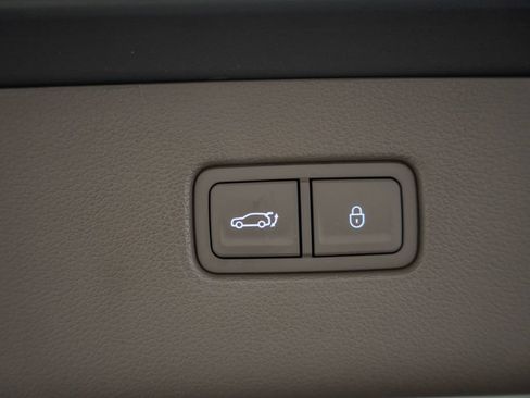Used 2024 Genesis GV80 3.5T w/ Prestige Package AWD/4WD image 9
