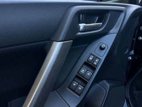 Used 2016 Subaru Forester 2.5i Limited w/ Popular Package #2 image 11