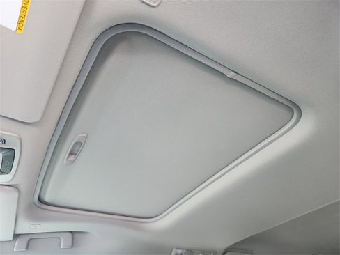 New 2026 Toyota Sienna XLE image 19