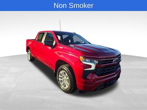 Used 2024 Chevrolet Silverado 1500 RST w/ Z71 Off-Road Package AWD/4WD image 9