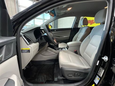 Used 2018 Hyundai Tucson SEL w/ Cargo Package AWD/4WD image 11