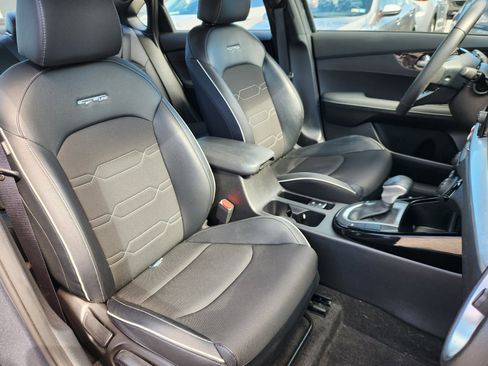 Used 2023 Kia Forte GT-Line w/ GT-Line Premium Package FWD image 15