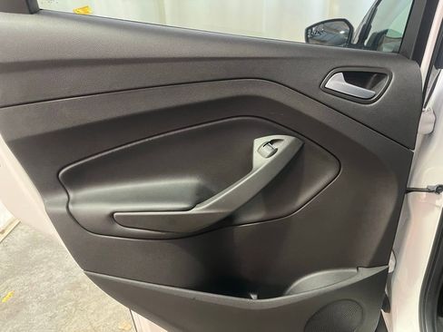 Used 2018 Ford Escape SE w/ SE Sync 3 Package image 22