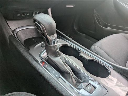 Used 2024 Chevrolet Malibu LT FWD image 17