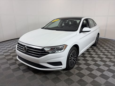 Used 2021 Volkswagen Jetta FWD image 3