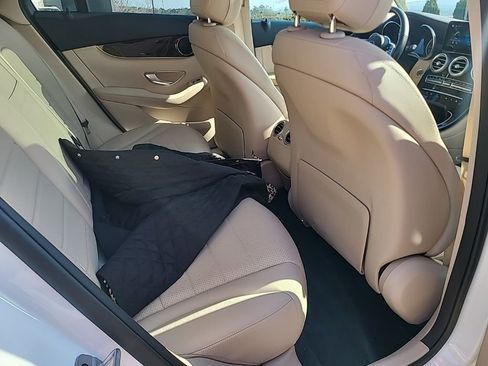 Certified 2022 Mercedes-Benz GLC 300 image 16