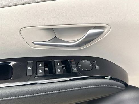 New 2026 Hyundai Tucson Limited FWD image 23