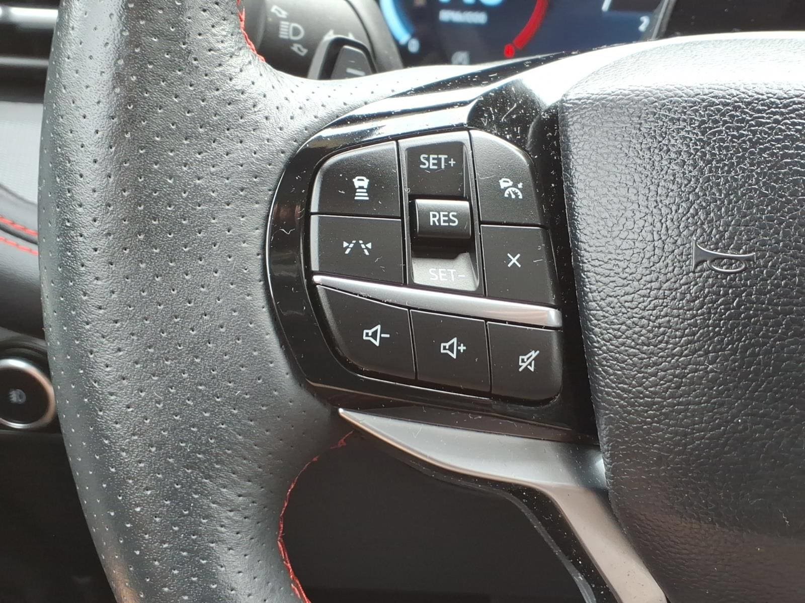 Certified 2025 Ford Explorer ST AWD/4WD image 16